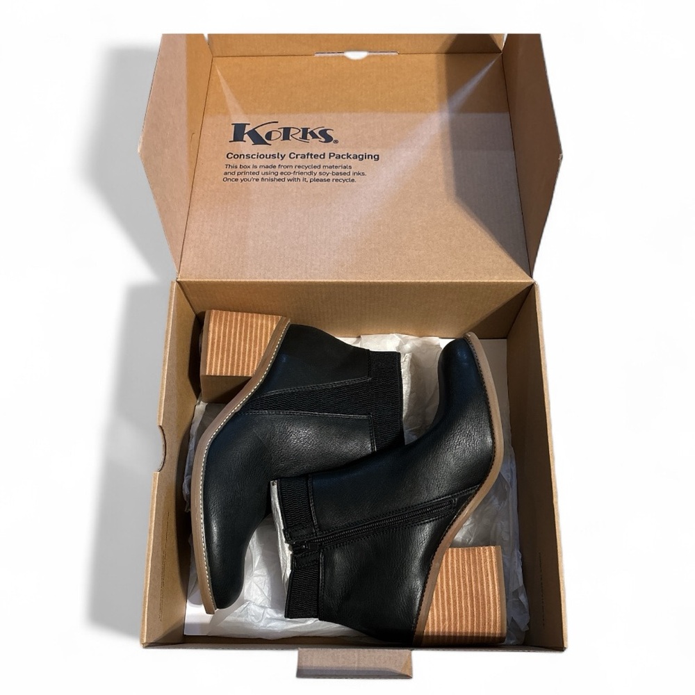 NWOT - Korks Ease Clove Black Booties - Size 11 - Picture 1 of 4
